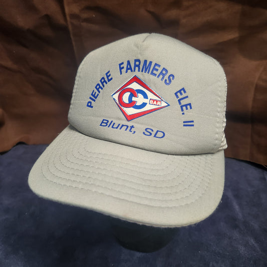 Vintage Pierre Farmers Grain Elevator II Blunt, South Dakota Grey Mesh Back Snapback Hat CC BAR Sponsor