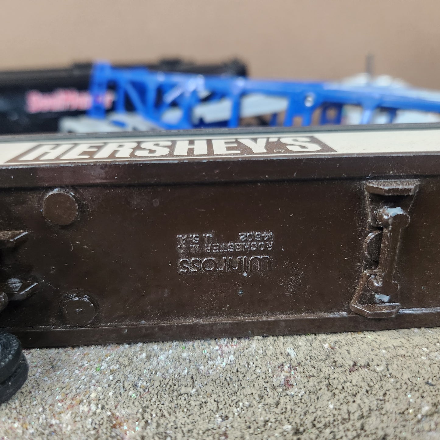 1:64 Winross Hersheys Chocolate Trailer