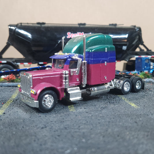 1:64 Speccast Peterbilt 379 Cab Only JJ Keller Tri Color