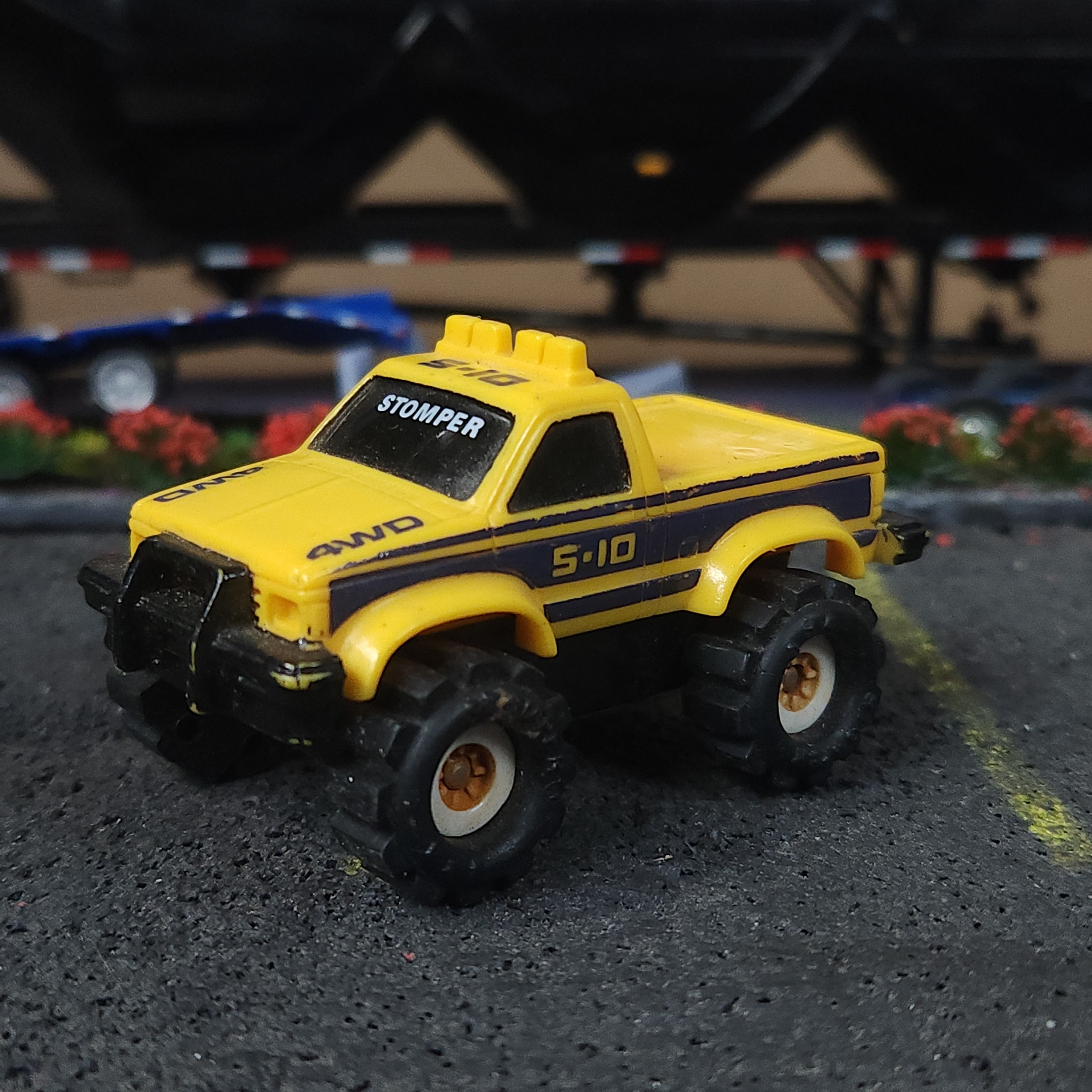 Vintage Stomper Chevy S10 Truck Yellow – 802Customz
