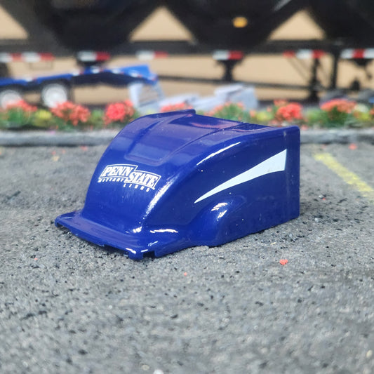 1:64 Winross Freightliner Aero Cab Sleeper Cap