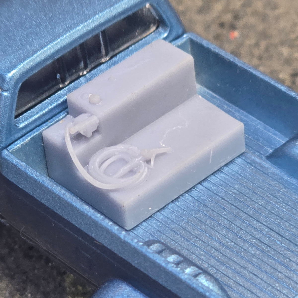 1:64 Scale 3D Printed L Shaped Truck Bed Fuel Transfer Tank for Greenlight M2