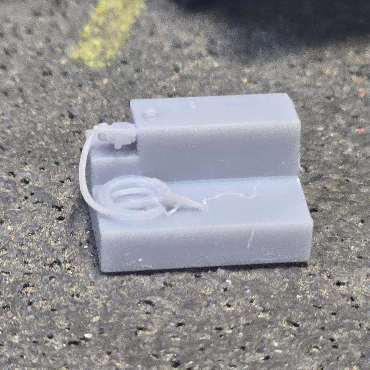 1:64 Scale 3D Printed L Shaped Truck Bed Fuel Transfer Tank for Greenlight M2